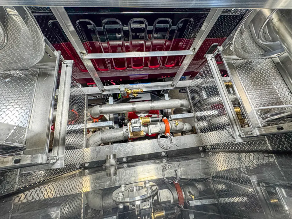 Top deck grate and rail detail in shop, photo 87 of 303.